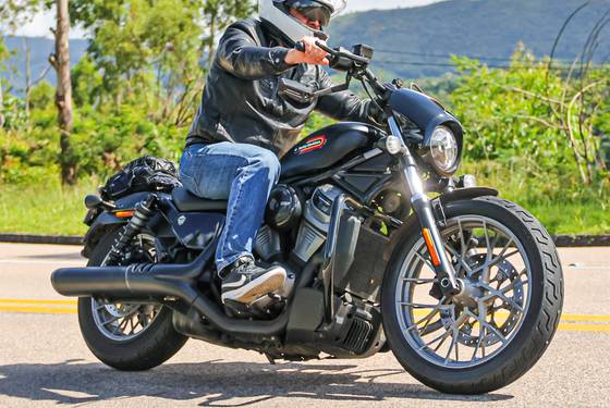 HARLEY-DAVIDSON NIGHTSTER SPECIAL 